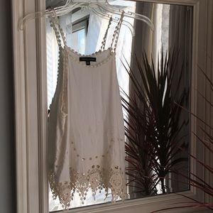 NWOT- Kendall & Kylie Embroidered Crochet Tank